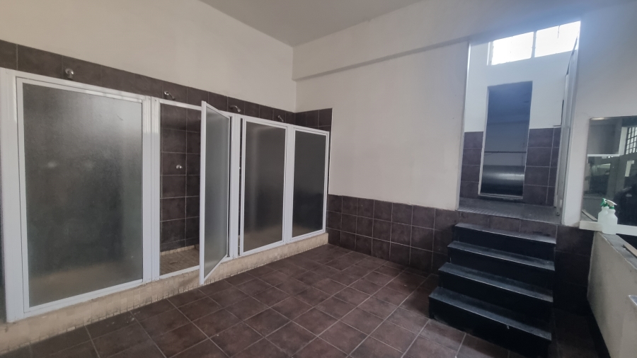 To Let Commercial Property for Rent in Parow Western Cape